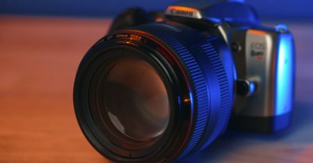 Canon EF 50 mm f/1.0L USM: Czy legendarny obiektyw jest naprawdę dobry?