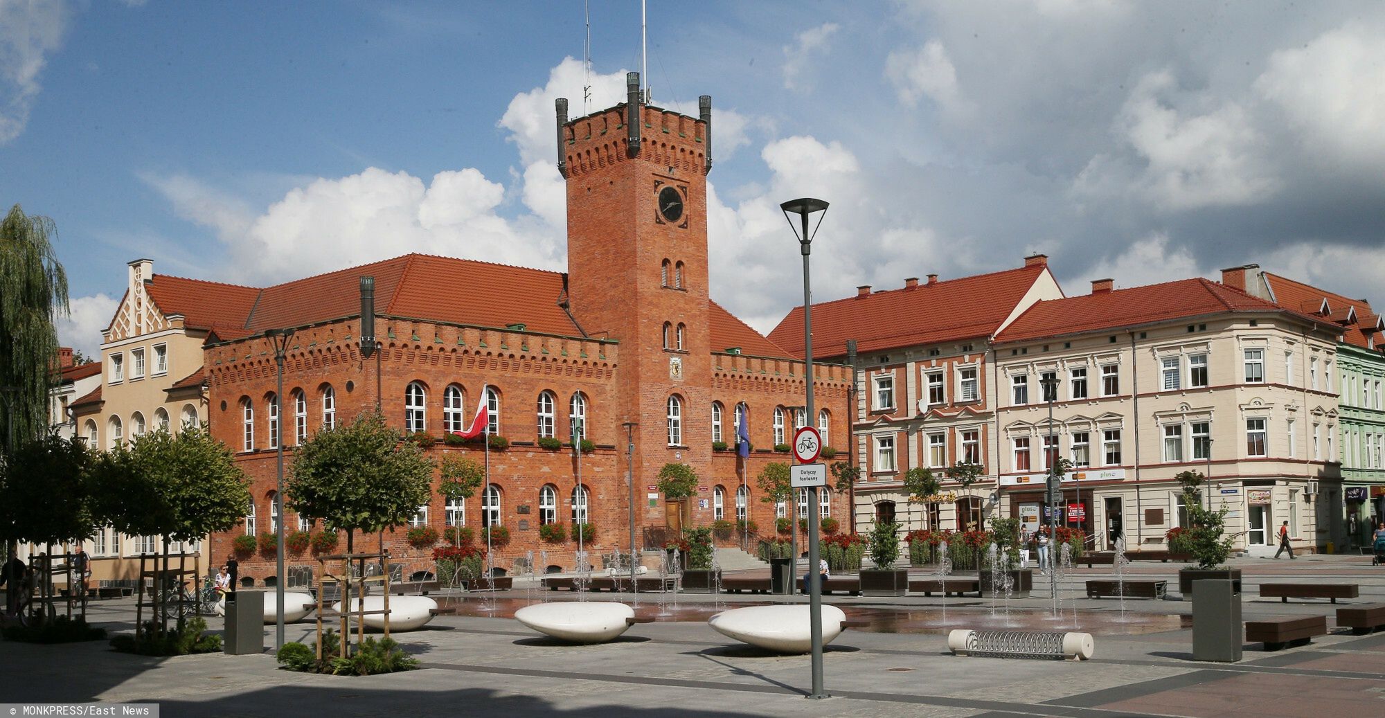 "Przekroczenie uprawnień". Byłemu burmistrzowi grozi do 10 lat więzienia