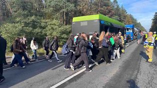 Stara Łubianka: Zderzenie autokaru z cysterną i samochodem osobowym