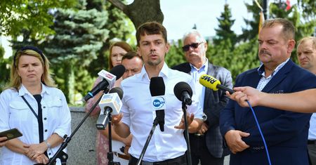 Rolnicy są wściekli i planują blokady. Rząd opowiada o Polskim Ładzie