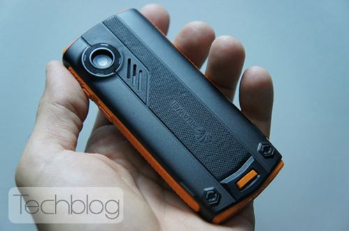 Wszystkoodoporny Huawei Discovery D51 - konkurencja dla Sonima? [zdjęcia] 2