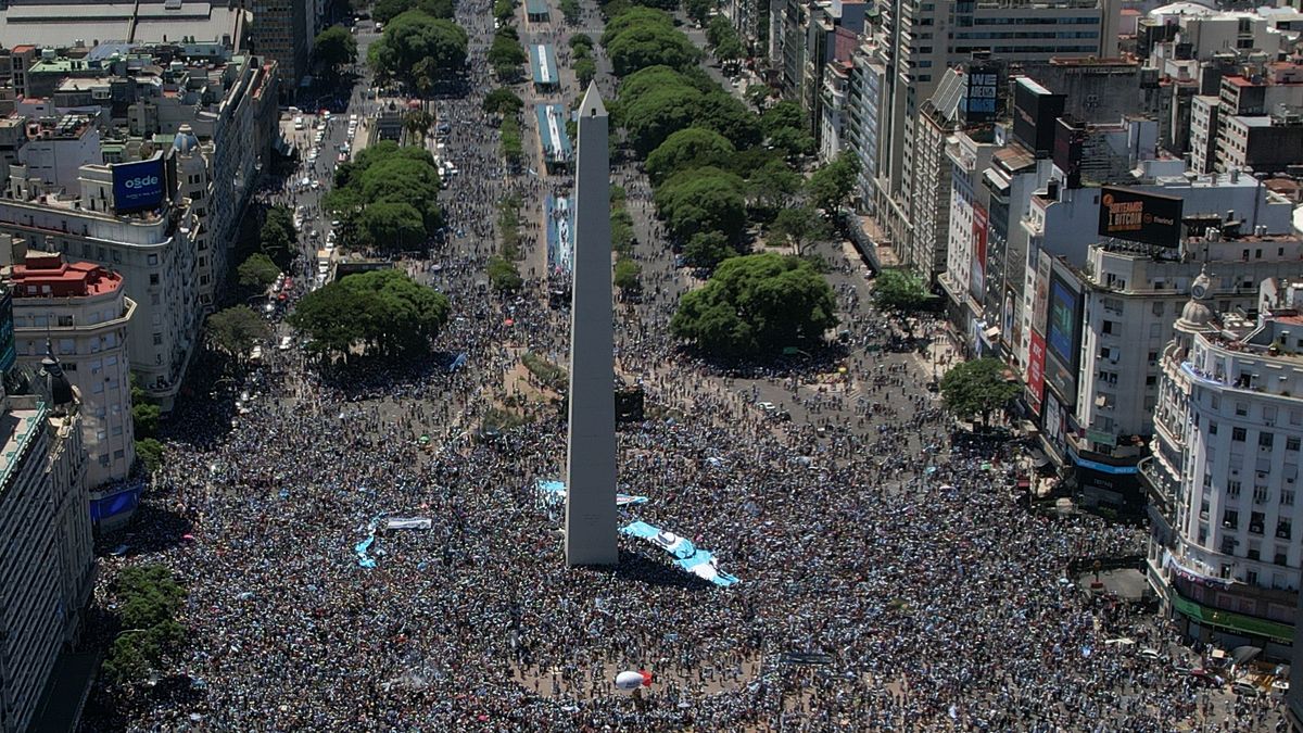 Tłumy na ulicach Argentyny