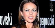 Edyta Herbuś w stroju z mocnym akcentem retro na pokazie Paprocki & Brzozowski