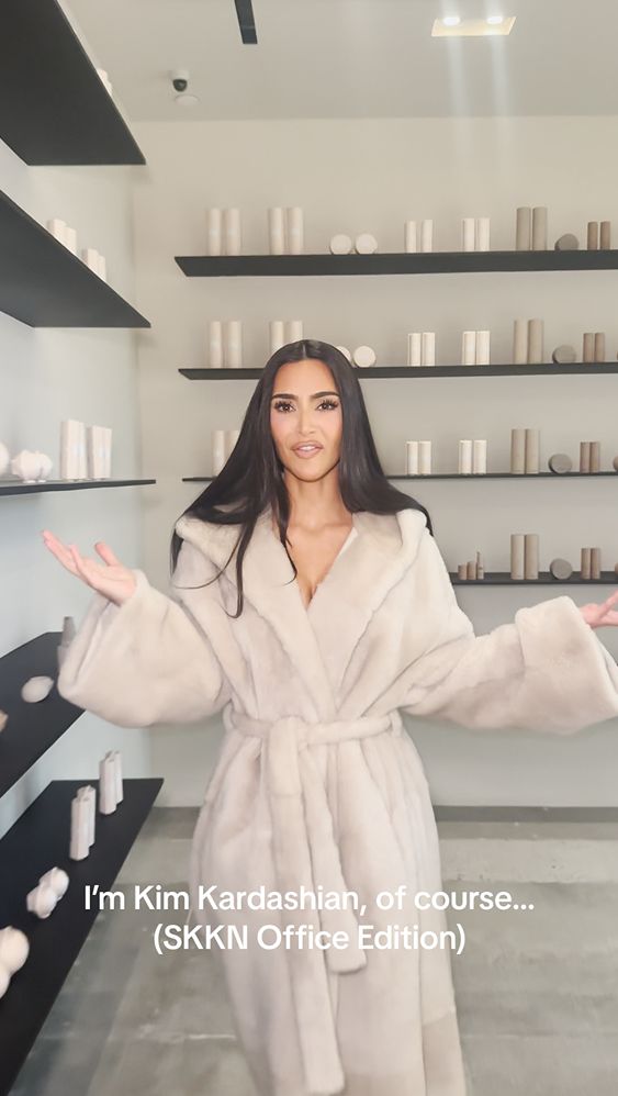Kim Kardashian pokazała biuro 