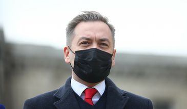 Wiosna Biedronia z problemami. PKW dopatrzyła się "naruszeń"