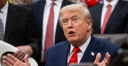 Ujawnili zdjęcia Trumpa z Epsteinem. "To nic wielkiego"