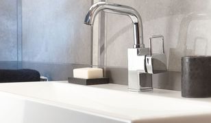 Sprzątanie łazienki - sprawdzone sposoby na lśniącą armaturę sanitarną