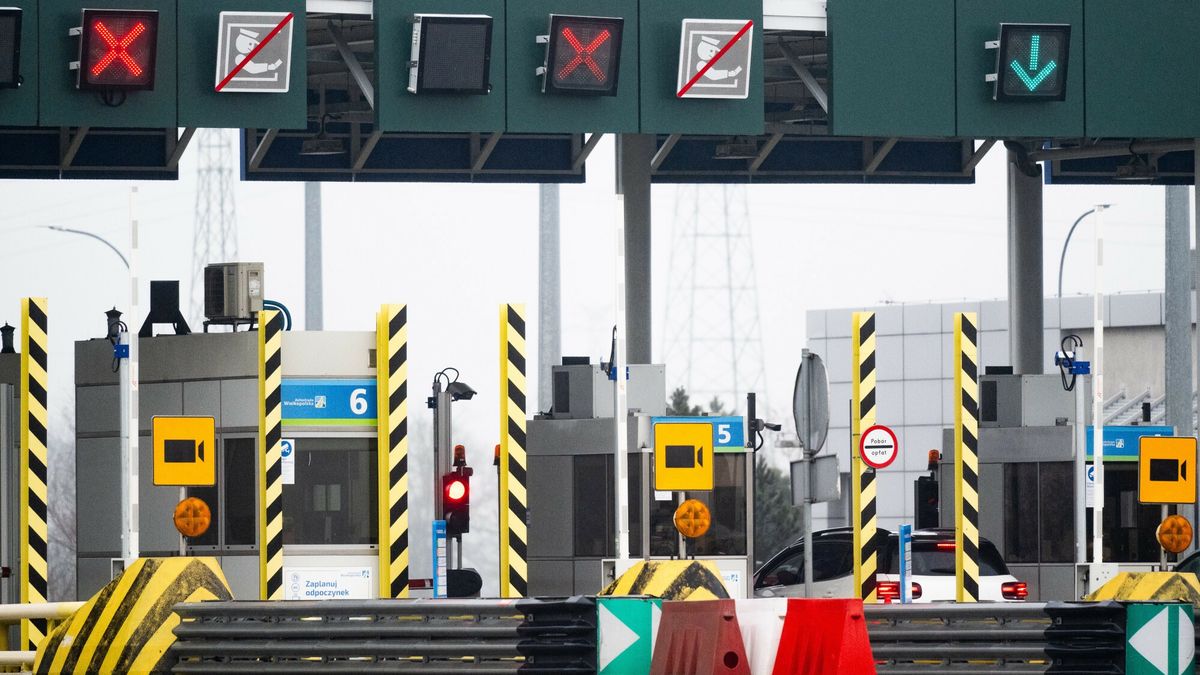 Autostrada A2 - punkt poboru op?at
Fot. Lukasz Gdak/East News, Nagradowice kolo Poznania, 15.01.2025. Autostrada A2. Punkt poboru oplat.
Lukasz Gdak