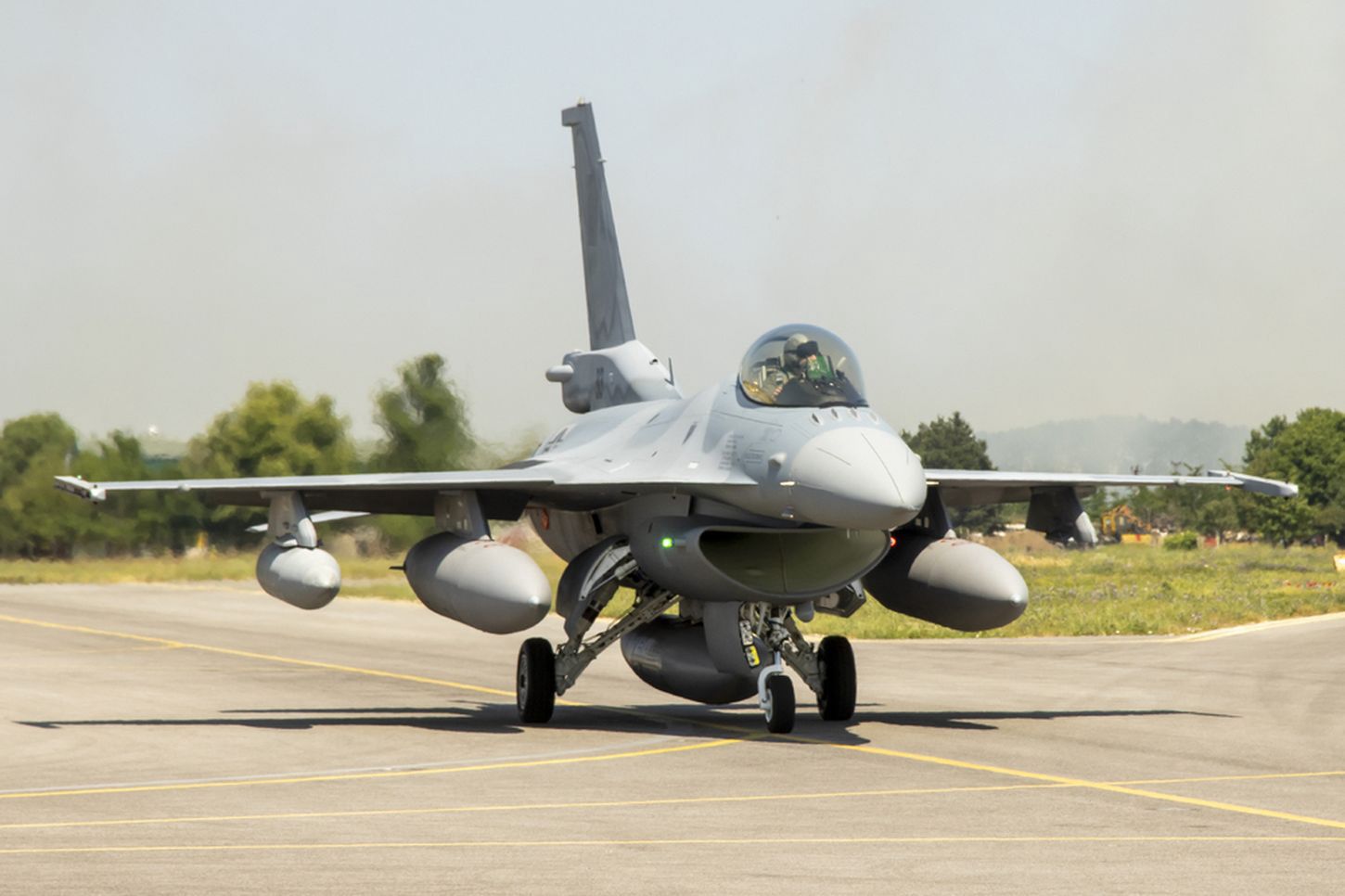 Odebrali najnowszego F-16. Myśliwiec nie nadaje się do lotów