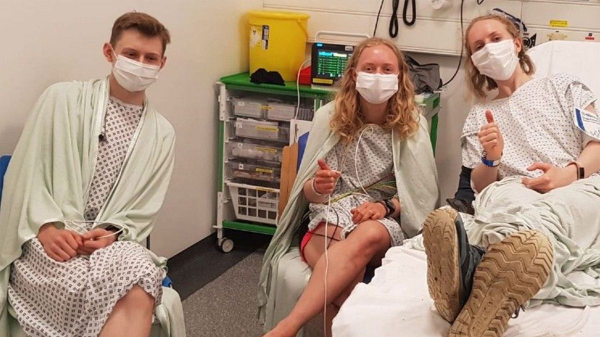 Robili selfie, gdy uderzył w nich piorun