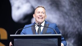 Zachęca mistrza UFC do emerytury. "To byłoby piękne zakończenie kariery"