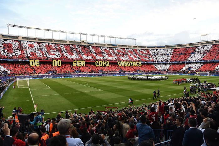 Oprawa kibiców Atletico Madryt przed meczem z Realem Madryt / Fot. Getty Images