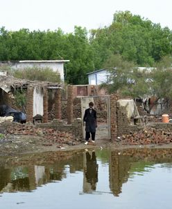 Powodzie w Pakistanie. Wielomiliardowe straty. "Ludzie są zdruzgotani"