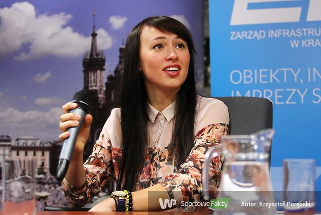 Katarzyna Niewiadoma podczas jednej z konferencji prasowych zorganizowanych w Krakowie.