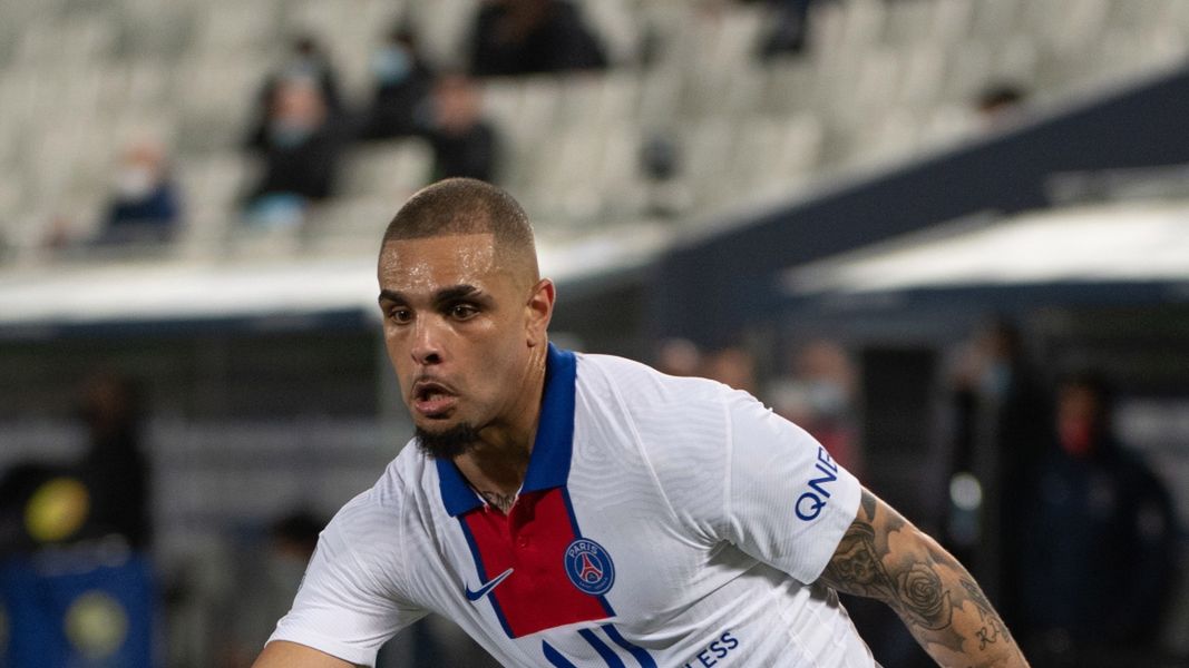 PAP/EPA / CAROLINE BLUMBERG  / Na zdjęciu: Layvin Kurzawa