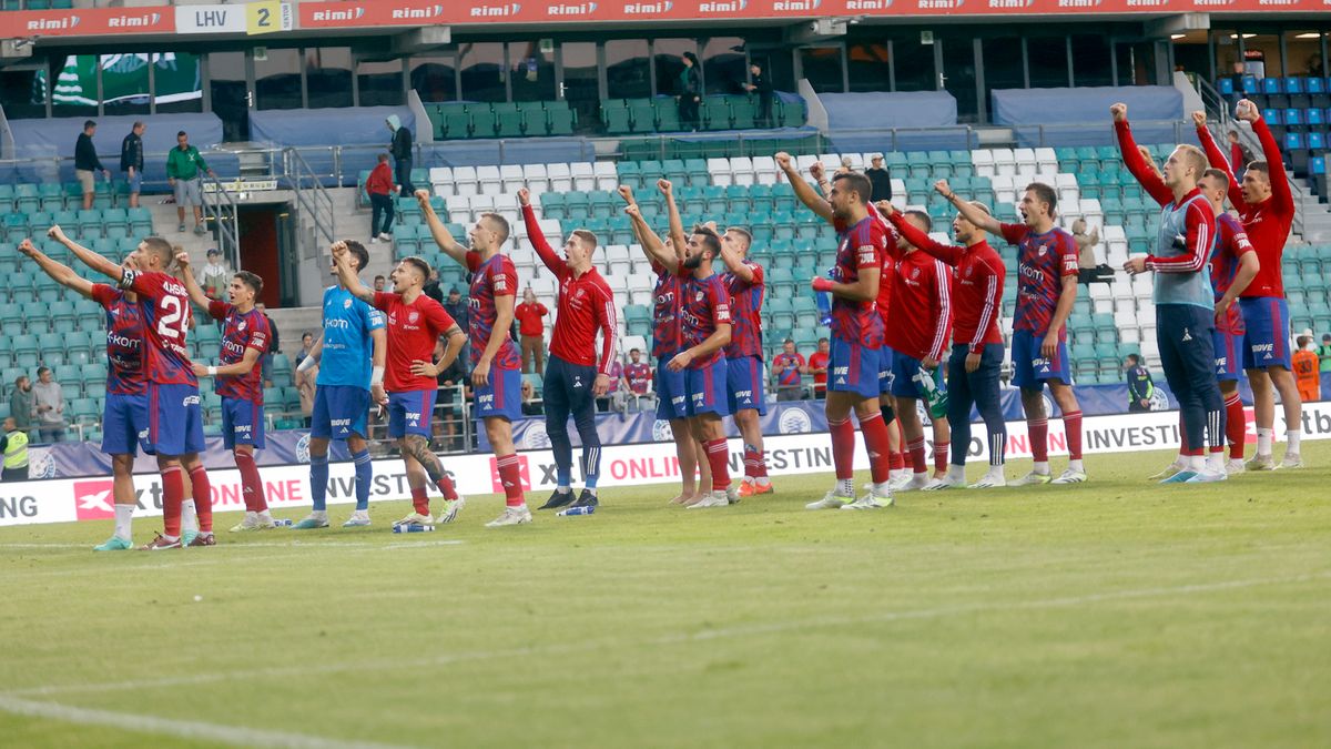 PAP / Waldemar Deska / Na zdjęciu: piłkarze Rakowa Częstochowa