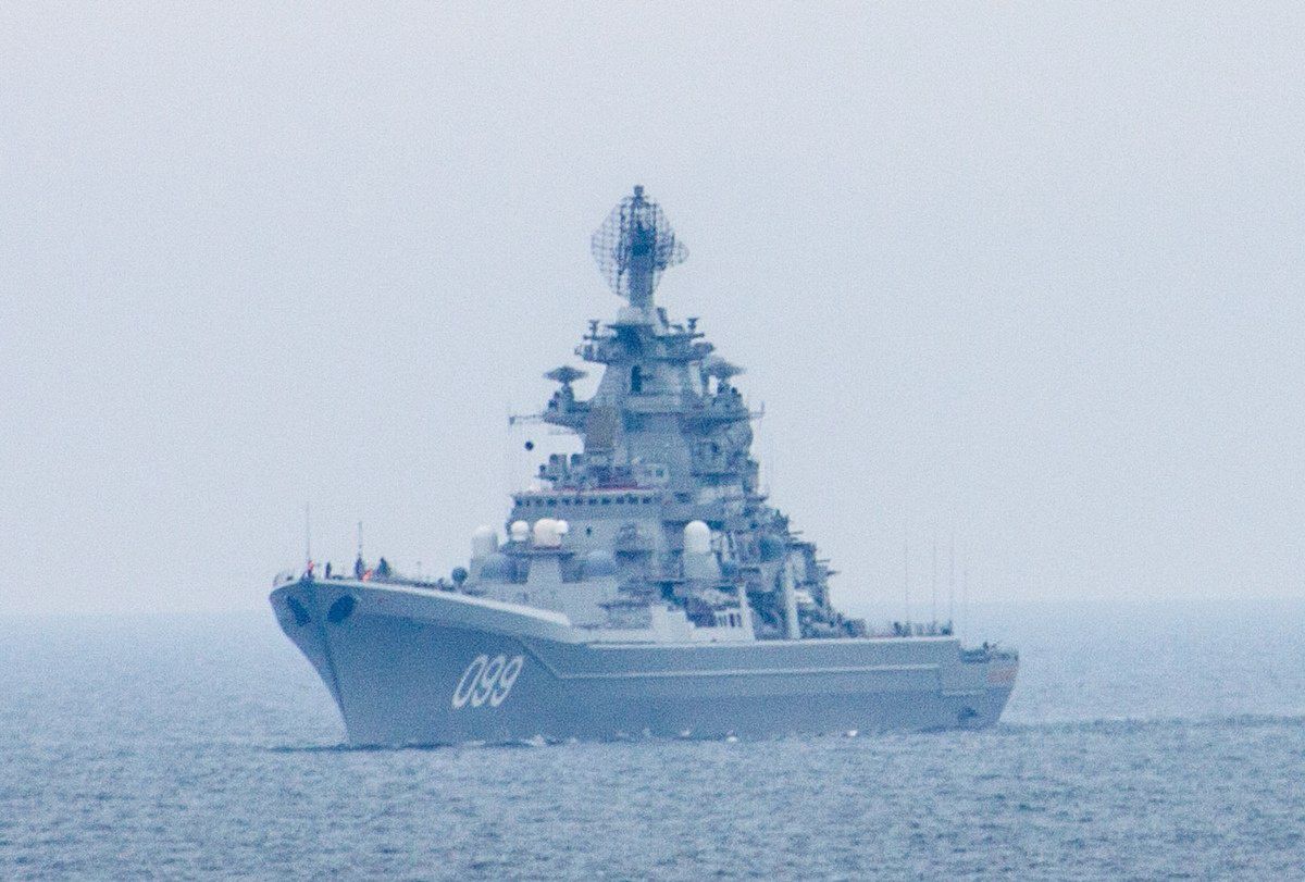 Rosyjski krążownik Piotr Wielikij 