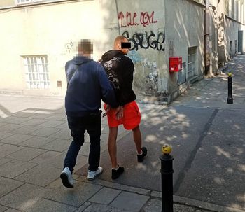 Warszawa: Pobili i znieważyli obywateli Ukrainy ze względu na ich narodowość