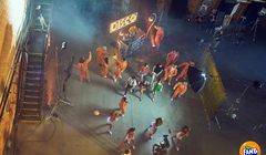 Julia Wieniawa, Stuu, Marcin Dubiel i Adam Zdrójkowski w musicalowym klipie promują Fantę (wideo)