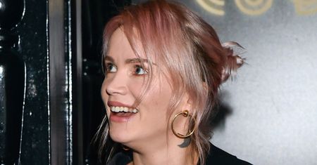 Tak wygląda warszawski apartament Maffashion: szafka za 6 tysięcy, stół za prawie 4,5 tysiąca i półka na luksusowe torebki... (ZDJĘCIA)