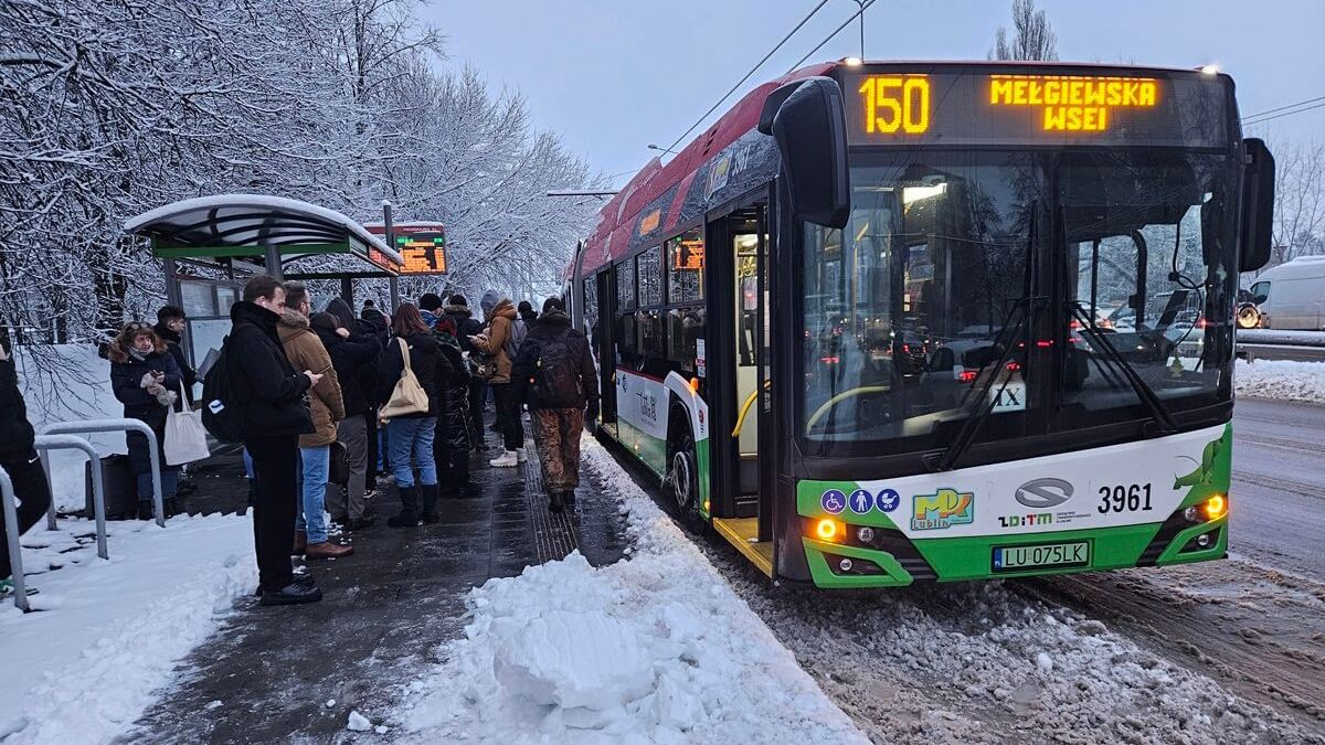 Awaria trolejbusu linii nr 150 na ul. Bohaterów Monte Cassino w Lublinie