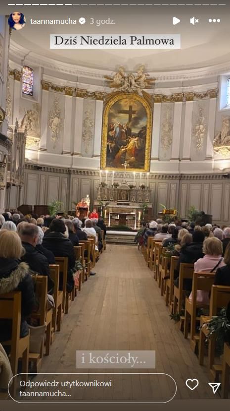 Anna Mucha poszła do kościoła