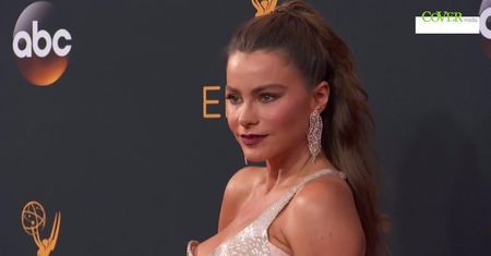 Sofia Vergara opowiedziała o diagnozie raka tarczycy, którą usłyszała, gdy miała 28 lat.