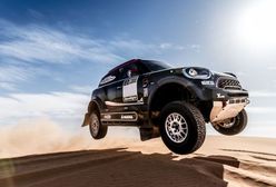Nowy samochód rajdowy Mini gotowy do startu w Dakarze