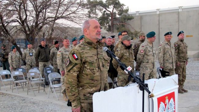 Antoni Macierewicz w Bagram (Afganistan)