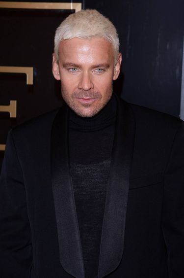 Dawid Woliński w platynowym blondzie
