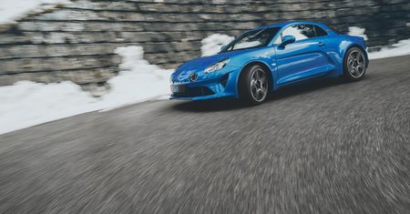 Alpine A110 (2017) - znamy oficjalne dane techniczne