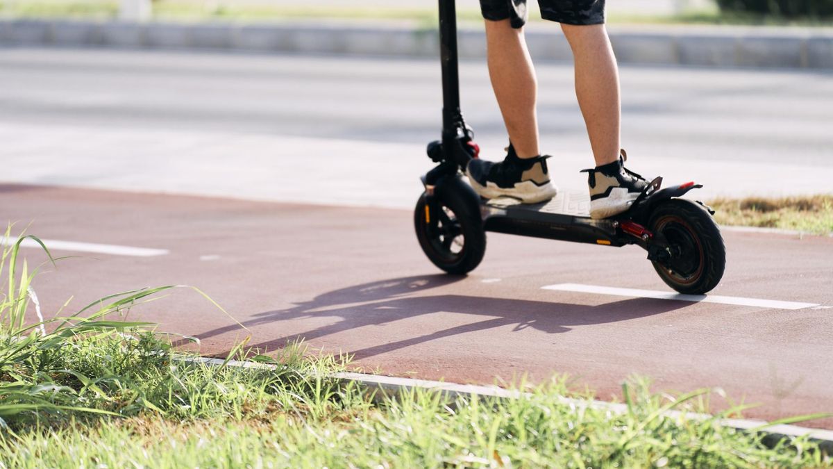 Zaostrza się prawo regulujące korzystanie z hulajnóg elektrycznych