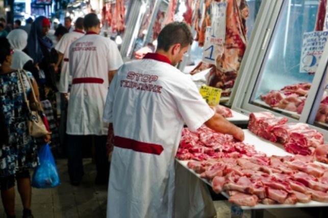 Radość przeciwników uboju rytualnego, rozczarowani rolnicy i branża mięsna