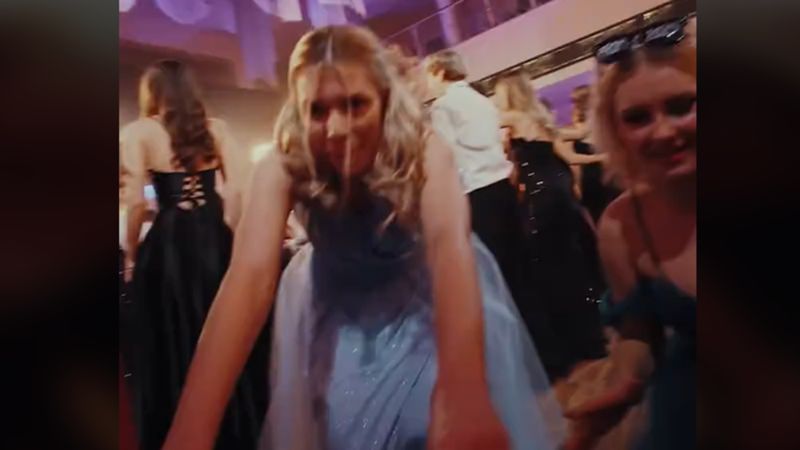 Ta piosenka to hit. Szaleństwo uczniów na studniówce