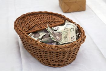 Do kogo trafiają pieniądze z tacy z 6 stycznia? Biskup wyjaśnia