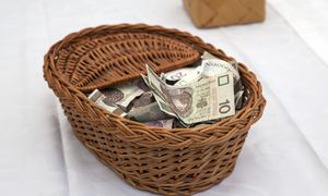 Do kogo trafiają pieniądze z tacy z 6 stycznia? Biskup wyjaśnia