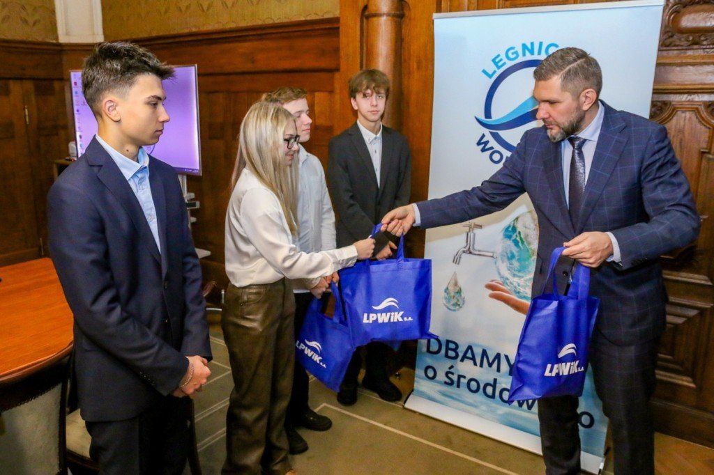 Legnickie Wodociągi objęło patronat nad klasą w Zespole Szkół Energetyczno-Mechanicznych w Legnicy.