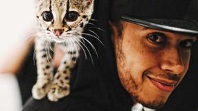 Lewis Hamilton wywołał burzę: Traktowali mnie jak śmiecia