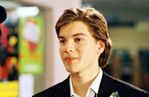 Emile Hirsch też skacze z dachu