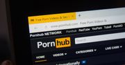 Niesłyszący mężczyzna pozywa PornHub. Przez brak napisów nie zrozumiał filmu