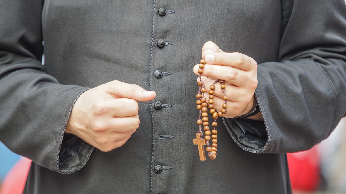 Kontrowersyjna grupa pod lupą śledczych