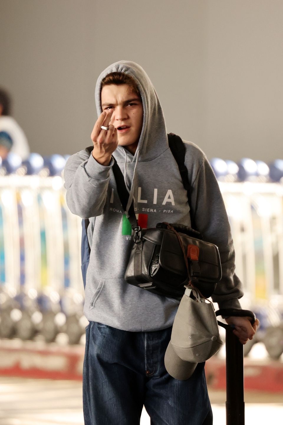 Syn Johnny'ego Deppa na lotnisku w Los Angeles