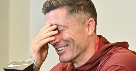 Młodzieńczy dramat Lewandowskiego. Kiedyś DOSTAŁ KOSZA i to tuż przed studniówką: "Patrzyłyśmy na niego jak na młodszego brata"