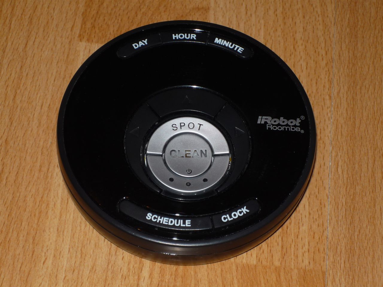 iRobot Roomba 581 - Bezprzewodowe Centrum Zdalnego Sterowania