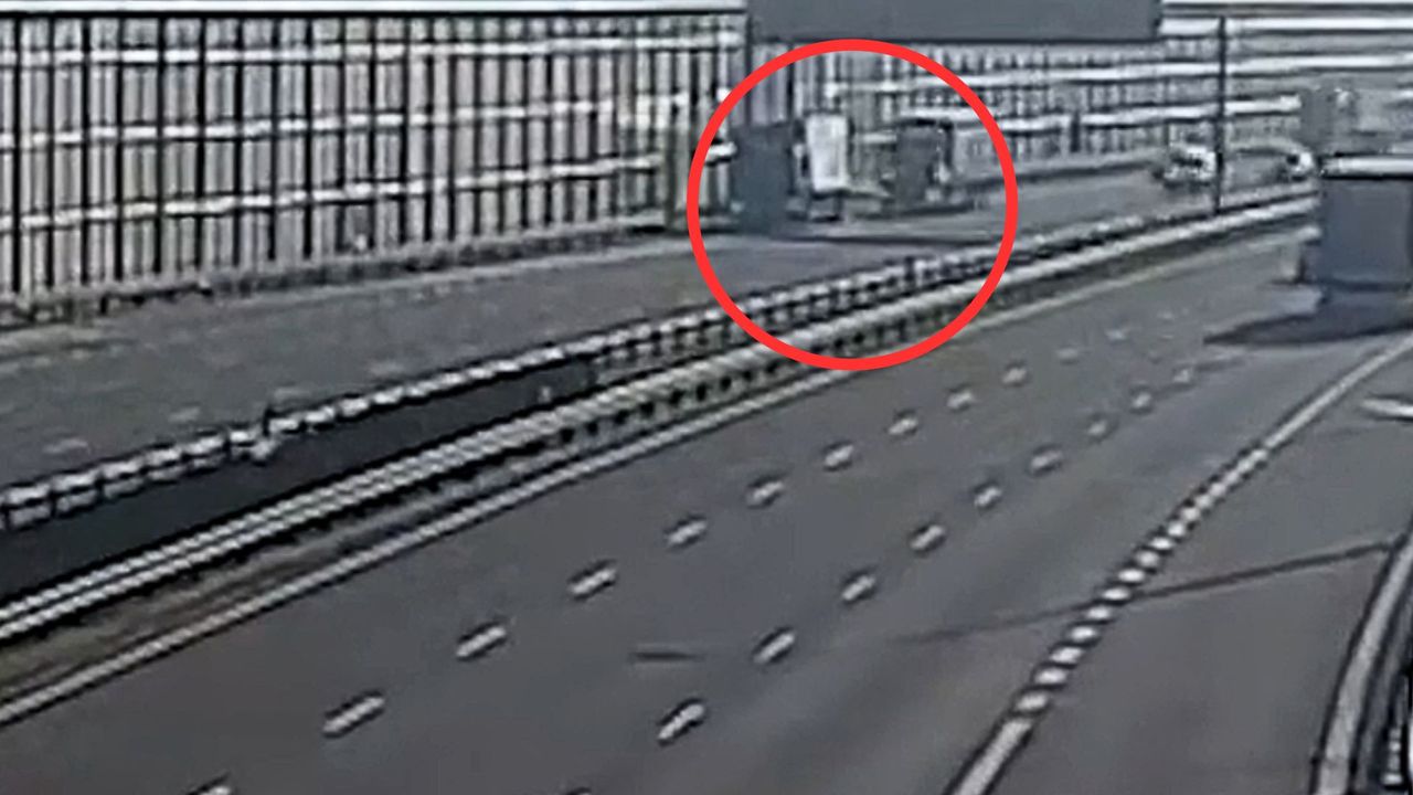 Groźny wypadek ciężarówek. Kamery na obwodnicy Lublina wszystko nagrały