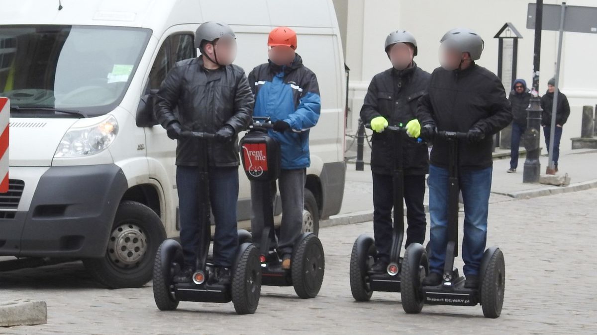 Użytkownicy sewayóg jadą, ale w świetle polskiego prawa jedynie idą