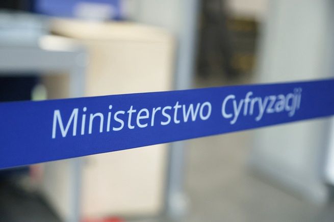 Resort cyfryzacji poszukuje agencji do kampanii o rozwoju kompetencji cyfrowych