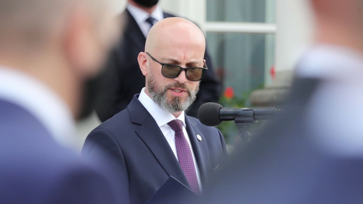 Tajny apartament dla byłego szefa CBA? Nowe ustalenia