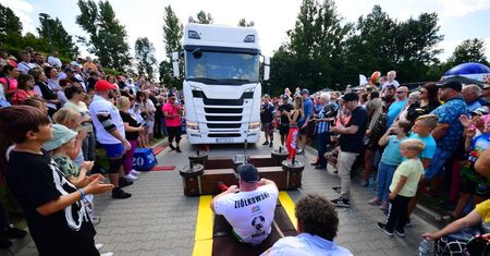 Siłacze przyciągnęli tłumy na Stadion Powiatowy w Pile