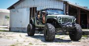 Jeep Wrangler Unlimited Truck Conversion - potwór ze stajni Bruiser Conversion